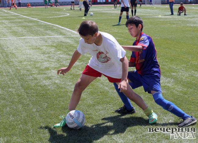 Юные кировчане выбирают футбол