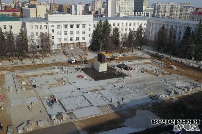 Новая жизнь Советской площади