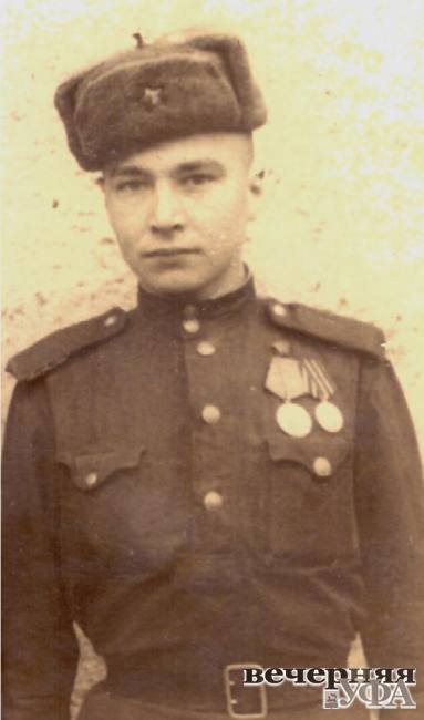 Первая медаль артиллерийского разведчика Константина Рудника